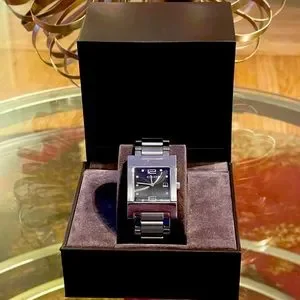 gucci 7700m